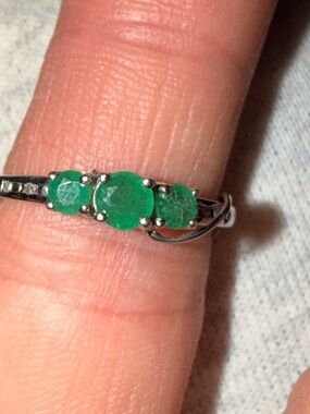 Vintage Sterling Silver 925 with Natural Emerald and Diamond Ring Sz7